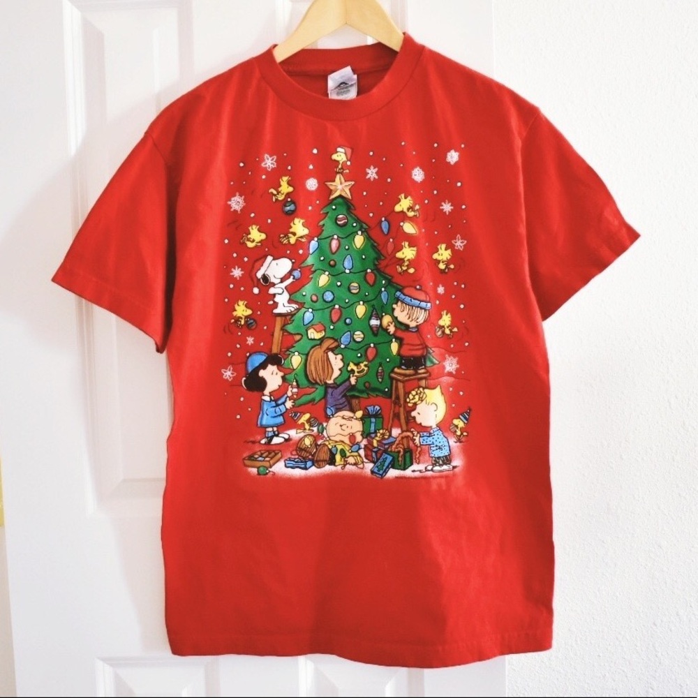 Charlie Brown snoopy Christmas shirt